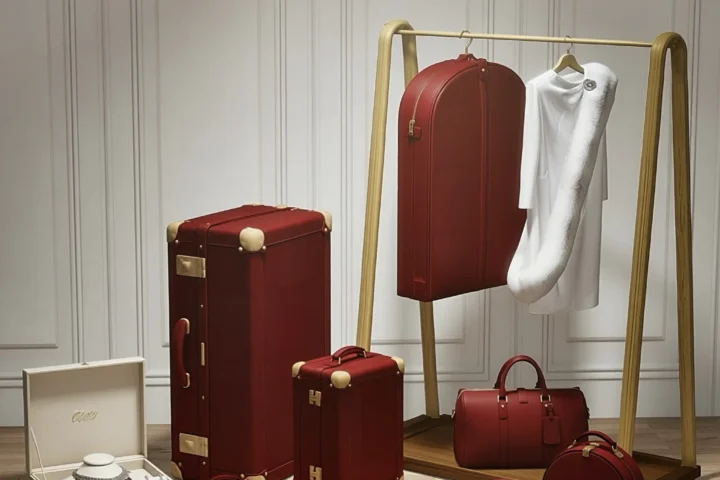 DECOR | The Dominique Deveraux Collection