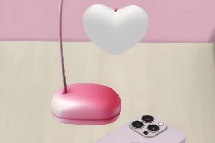 Pink heart lamp