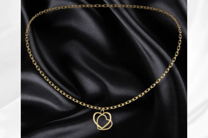 gold heart necklace