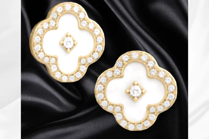 Crystal Clover stud earrings