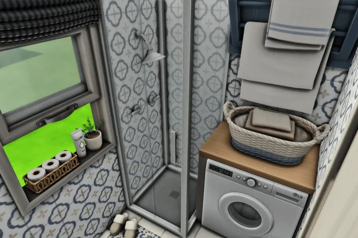 Simple, tiny bathroom