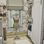 Simple walk-in closet