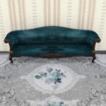Dark love sofa