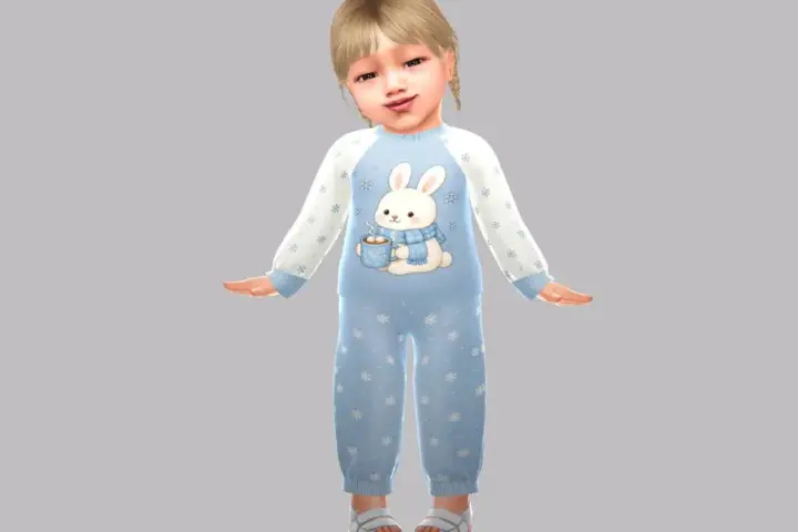 Infant - Soft winter pajama set with cute snowy print details