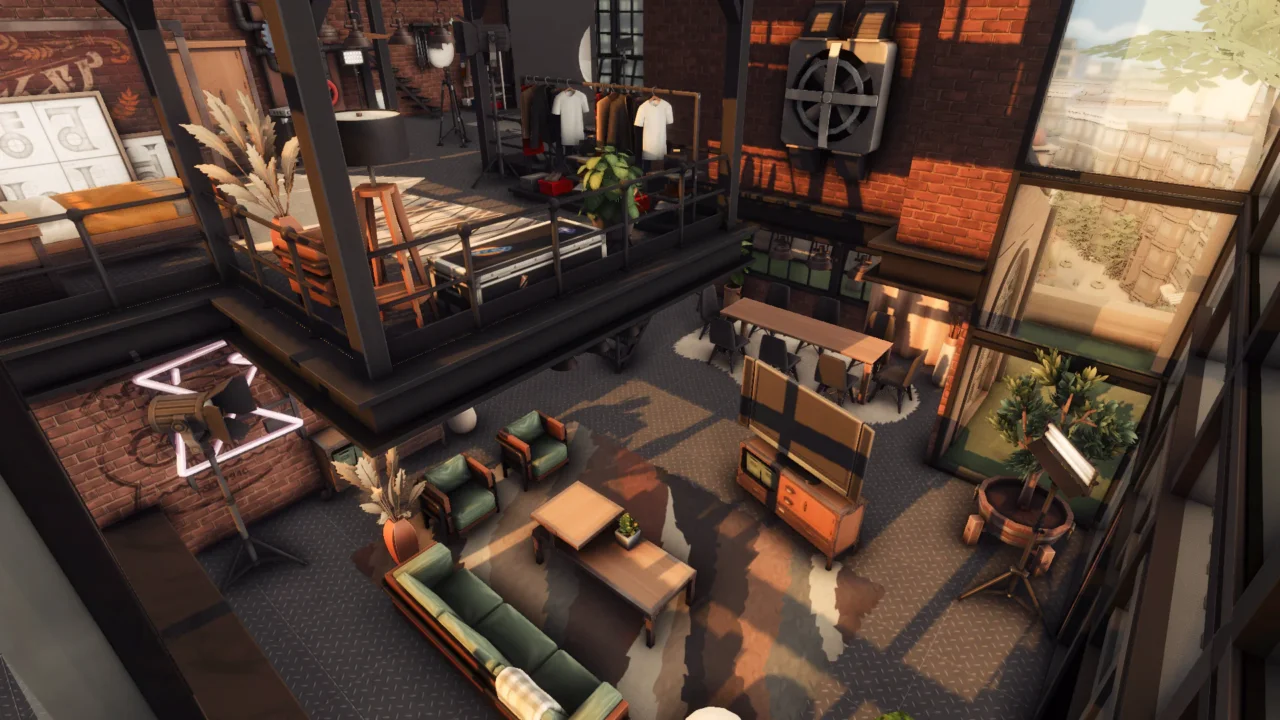 Industrial Loft/Penthouse