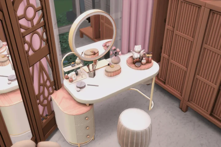 The Luxe Vanity