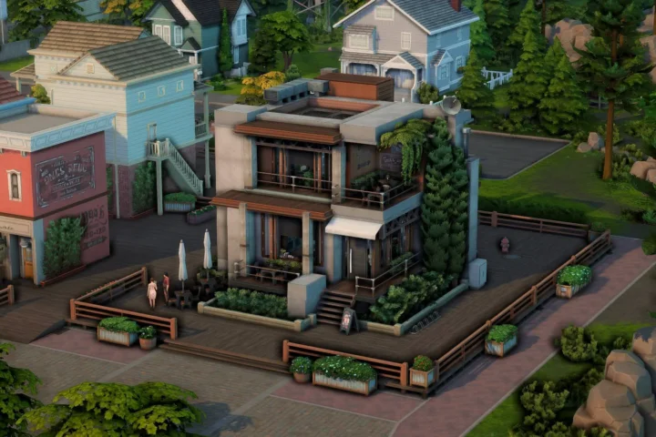 Bistro & Internet Cafe