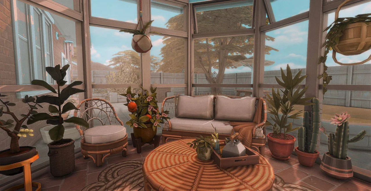 Relaxing Sun Room / Conservatory